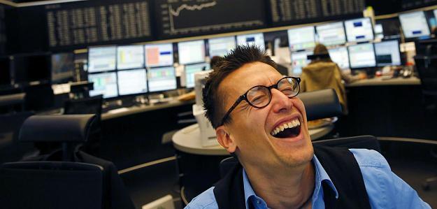 Click to Enlarge

Name: A-share-trader-laughs-in-front-of-the-German-share-price-index-DAX-board-at-the (2).jpg
Size: 29 KB
